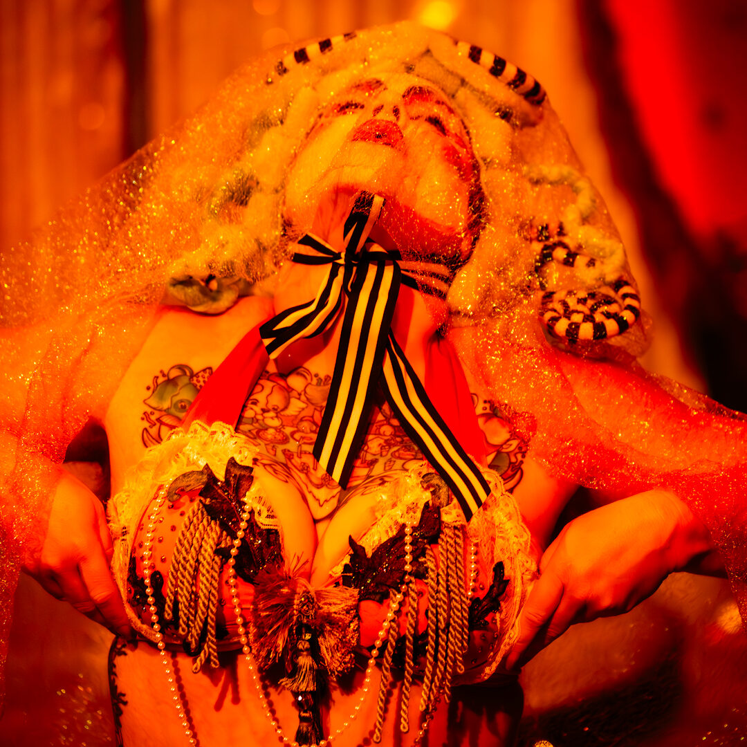 Clussy Fou Artist