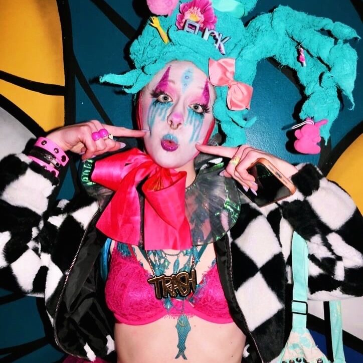 Icky Fou Icky Fou